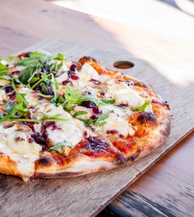 Pizza aus dem Steinofen